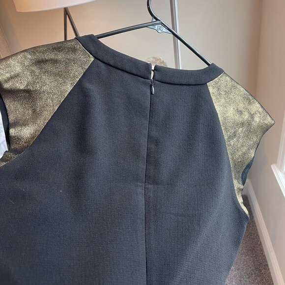 NWOT Trina Turk Dress, size 4 - Picture 2 of 5